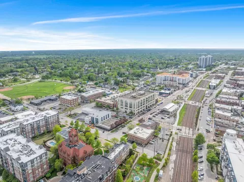 View/Area - 110 S Washington St, Wheaton, IL 60187 photo 1 of 6