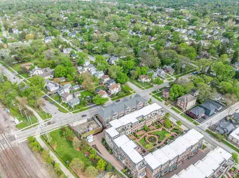View/Area - 110 S Washington St, Wheaton, IL 60187 photo 3 of 6