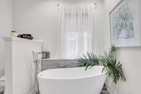 Bath - 110 S Washington St, Wheaton, IL 60187 photo 5 of 8