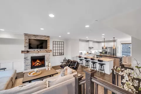 Living - 110 S Washington St, Wheaton, IL 60187 photo 7 of 8