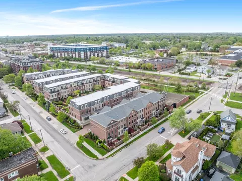 View/Area - 110 S Washington St, Wheaton, IL 60187 photo 5 of 6