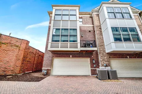 Exterior - 110 S Washington St, Wheaton, IL 60187 photo 3 of 7