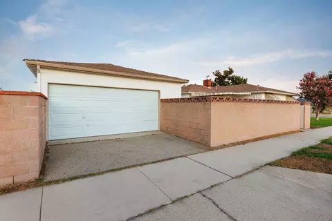 Other - 914 W 5th St, Ontario, CA 91762 photo 2 of 9