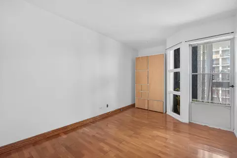 Bedroom - 5901 N Sheridan Rd #7G, Chicago, IL 60660 photo 2 of 2