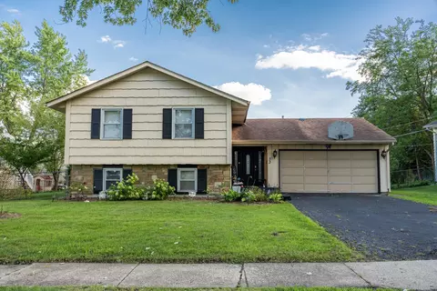 33 Jacobsen Ave, Glendale Heights, IL 60139