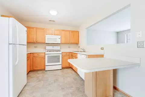 Kitchen - 797 Serendipity Dr, Aurora, IL 60504 photo 2 of 2