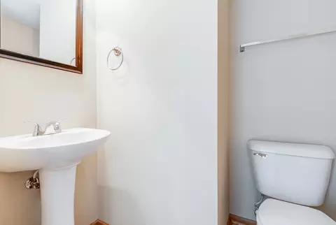 Bath - 797 Serendipity Dr, Aurora, IL 60504 photo 1 of 2
