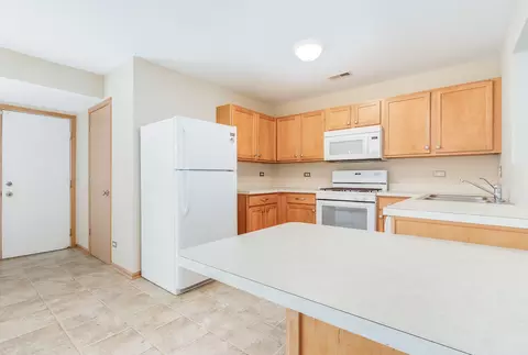 Kitchen - 797 Serendipity Dr, Aurora, IL 60504 photo 1 of 2