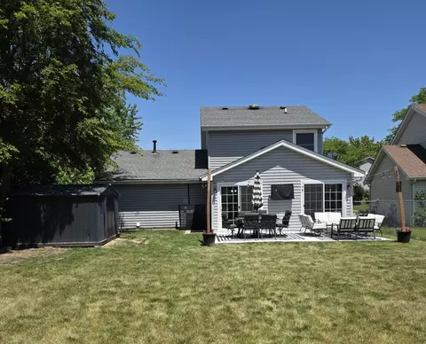 Exterior - 2475 Ridge Ave, Aurora, IL 60504 photo 2 of 3