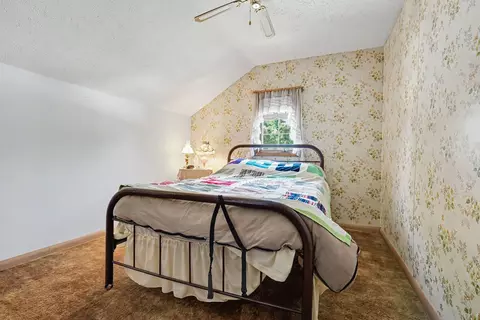 Bedroom - 204 Odell Rd, Dwight, IL 60420 photo 2 of 2