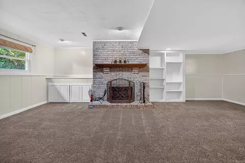 Living - 1710 Ebel Dr, Normal, IL 61761 photo 5 of 9