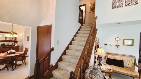 Entry Way - 256 Cambridge Ct, Dixon, IL 61021 photo 1 of 2