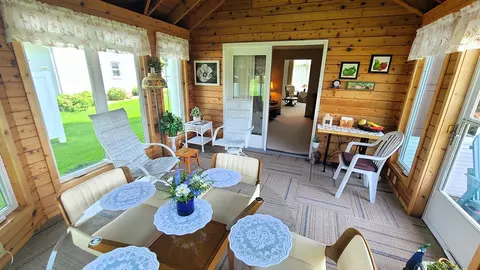 Exterior - 256 Cambridge Ct, Dixon, IL 61021 photo 5 of 13