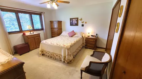 Bedroom - 256 Cambridge Ct, Dixon, IL 61021 photo 1 of 4