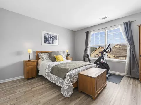 Bedroom - 5222 Cobblers Xing, Mchenry, IL 60050 photo 3 of 3