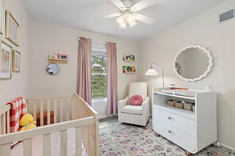Bedroom - 123 Devonshire Dr, Dekalb, IL 60115 photo 2 of 2