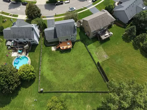 View/Area - 123 Devonshire Dr, Dekalb, IL 60115 photo 3 of 10