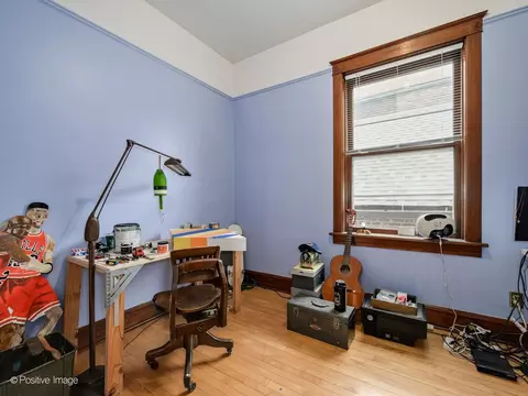 Bedroom - 925 W 31st Pl, Chicago, IL 60608 photo 2 of 6