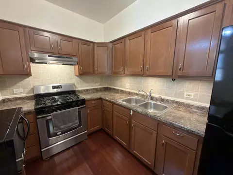 Kitchen - Undisclosed, Chicago, IL 60616 photo 2 of 2