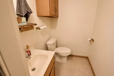 Bath - 103 S 4th St, Chatsworth, IL 60921 photo 6 of 6