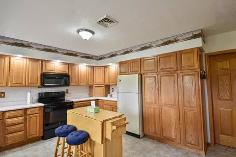 Kitchen - 103 S 4th St, Chatsworth, IL 60921 photo 3 of 4