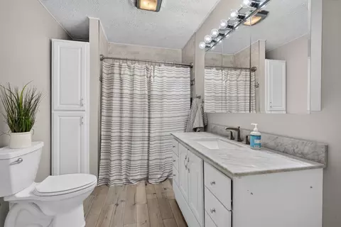 Bath - 181 S Main St, Seneca, IL 61360 photo 1 of 2