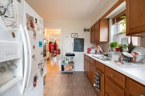 Kitchen - 4538 W Wellington Ave, Chicago, IL 60641 photo 4 of 5