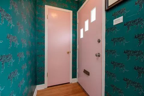 Entry Way - 4538 W Wellington Ave, Chicago, IL 60641 photo 1 of 2