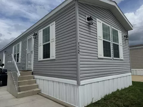 112 8th Ave, Bartlett, IL 60103 photo 2