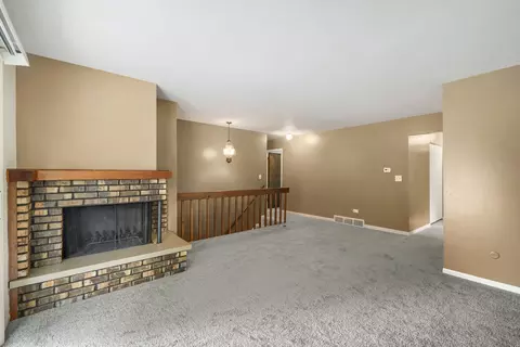 Living - 98 Brookside Dr, Elgin, IL 60123 photo 3 of 3