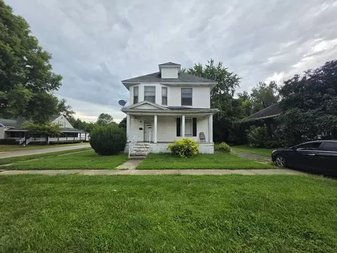 551 N Main St, Bridgeport, IL 62417