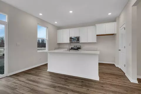 Kitchen - 6720 Applegate Dr, Plainfield, IL 60586 photo 2 of 5
