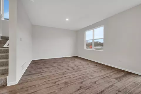 Living - 6720 Applegate Dr, Plainfield, IL 60586 photo 1 of 2