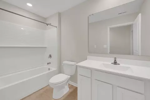 Bath - 6720 Applegate Dr, Plainfield, IL 60586 photo 2 of 2