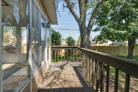 Exterior - 1420 Westview Dr, Normal, IL 61761 photo 3 of 6