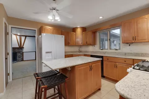Kitchen - 1420 Westview Dr, Normal, IL 61761 photo 3 of 4