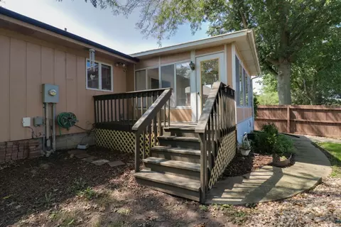 Exterior - 1420 Westview Dr, Normal, IL 61761 photo 2 of 6
