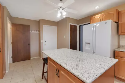 Kitchen - 1420 Westview Dr, Normal, IL 61761 photo 1 of 4
