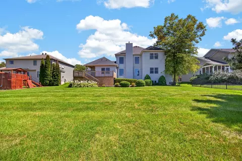 Exterior - 41 Pebblebrook Ct, Bloomington, IL 61705 photo 9 of 11