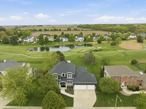 View/Area - 41 Pebblebrook Ct, Bloomington, IL 61705 photo 1 of 6