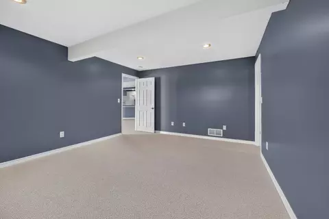 Bedroom - 41 Pebblebrook Ct, Bloomington, IL 61705 photo 11 of 11