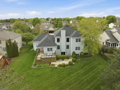 View/Area - 41 Pebblebrook Ct, Bloomington, IL 61705 photo 4 of 6