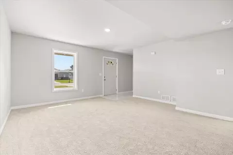 Living - 828 Blackhawk Dr, Braidwood, IL 60408 photo 6 of 6