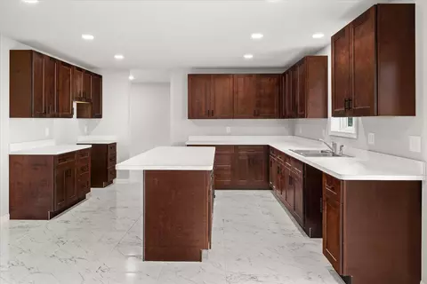 Kitchen - 828 Blackhawk Dr, Braidwood, IL 60408 photo 1 of 4