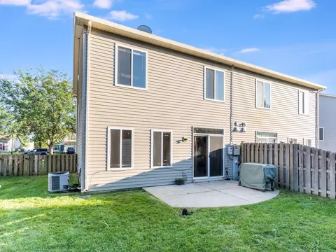 Exterior - 3217 Hoffman St, Plano, IL 60545 photo 4 of 6