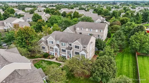 View/Area - 2297 Twilight Dr, Aurora, IL 60503 photo 2 of 4