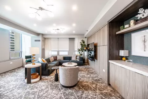 Living - 701 S Wells St #2605, Chicago, IL 60607 photo 2 of 2
