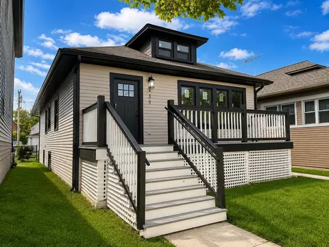 139 S 12th Ave, Maywood, IL 60153