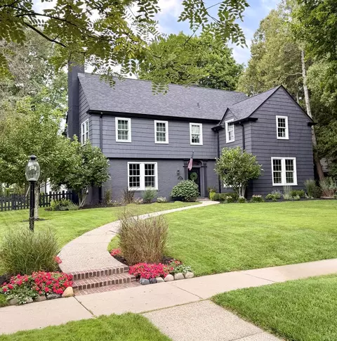 2116 Harlem Blvd, Rockford, IL 61103