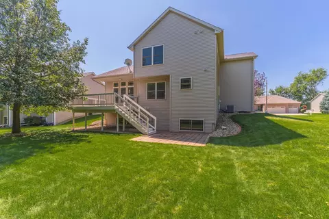 Exterior - 1506 Kell Ave, Bloomington, IL 61705 photo 6 of 7